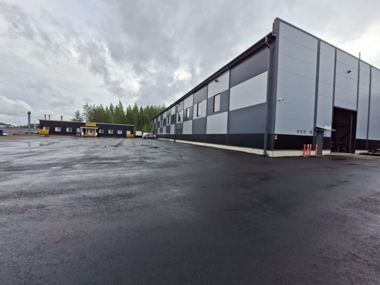 Ac Cranes uusi halli Nurmijärvellä